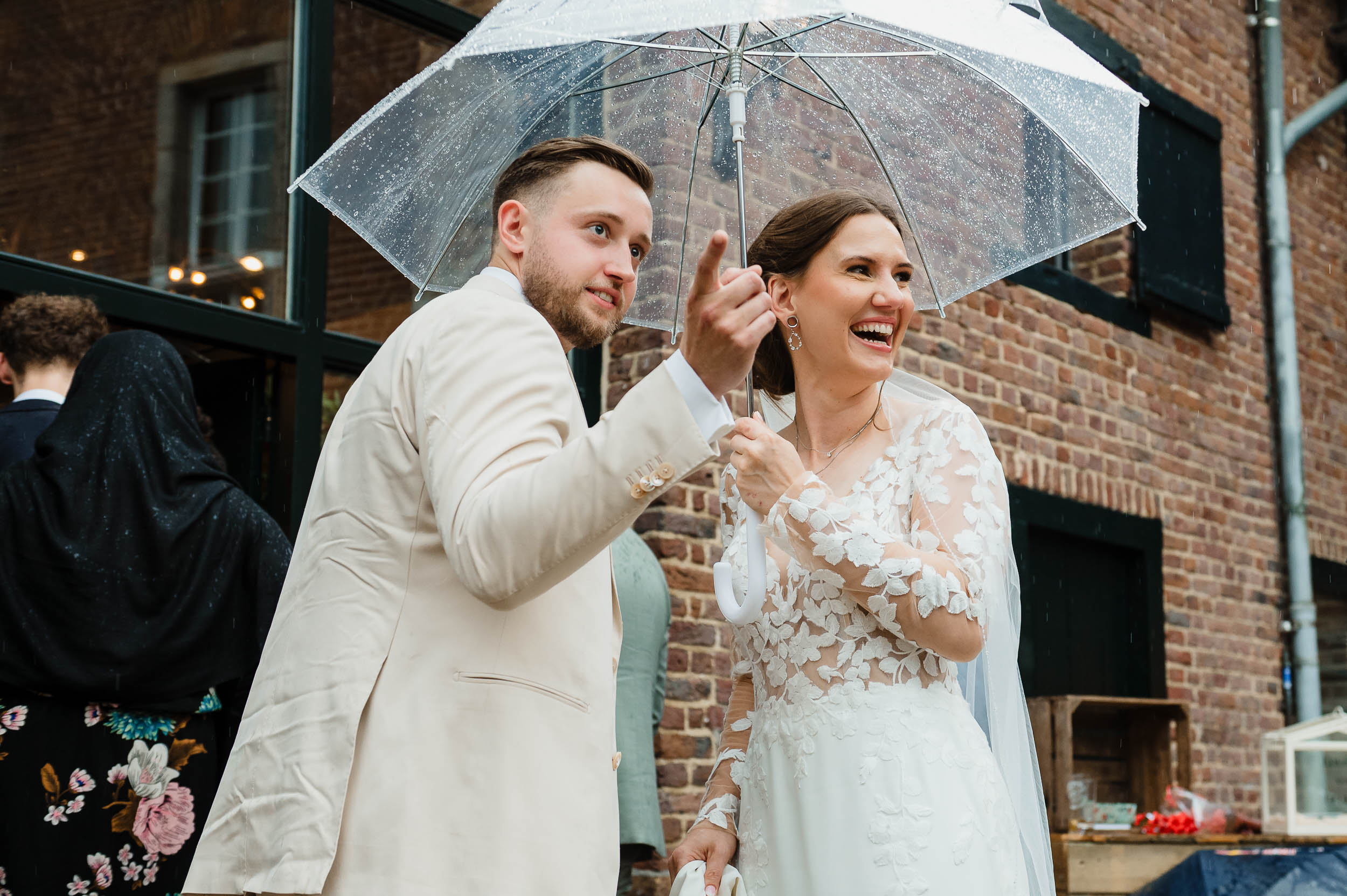 Buiten trouwen bij de schinvelderhoeve